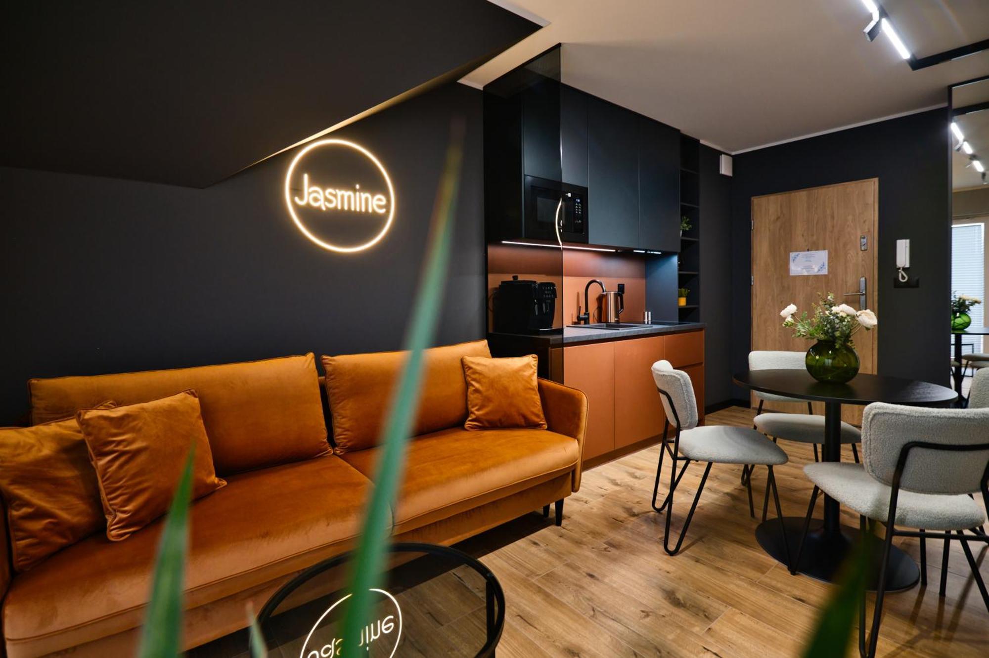 Jasmine By Housine Aparthotel Zator Bagian luar foto