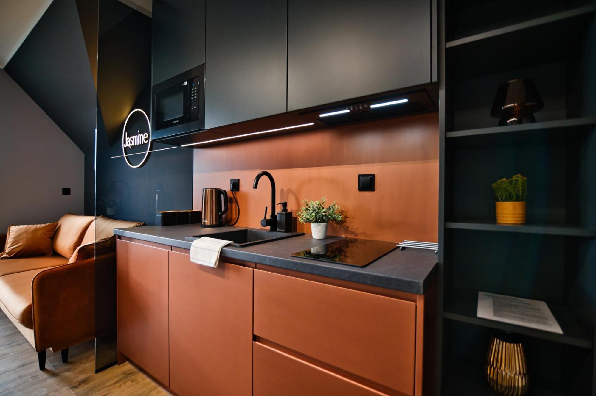 Jasmine By Housine Aparthotel Zator Bagian luar foto
