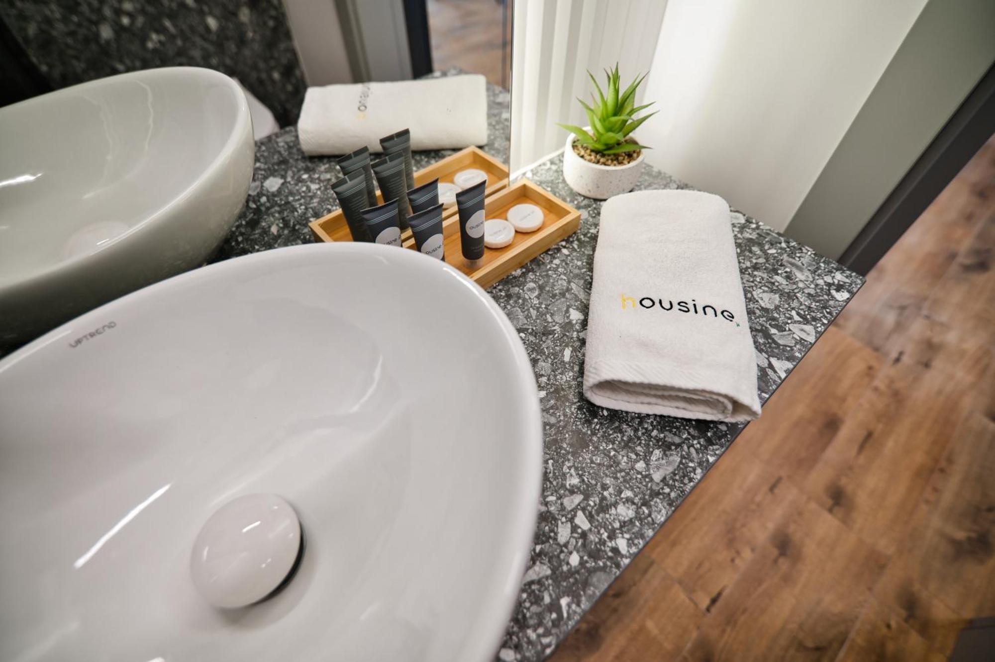 Jasmine By Housine Aparthotel Zator Bagian luar foto